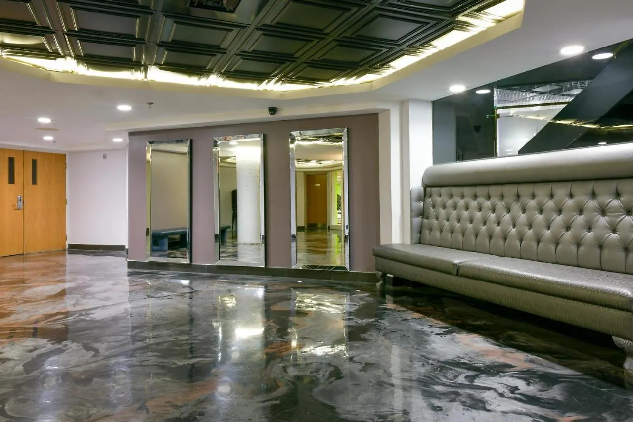 Empire Suites Montreal Canada