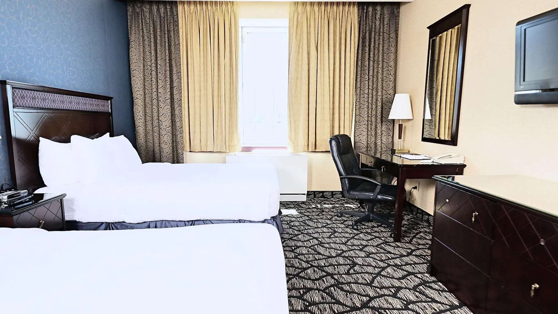 Hotel Empire Suites Montreal